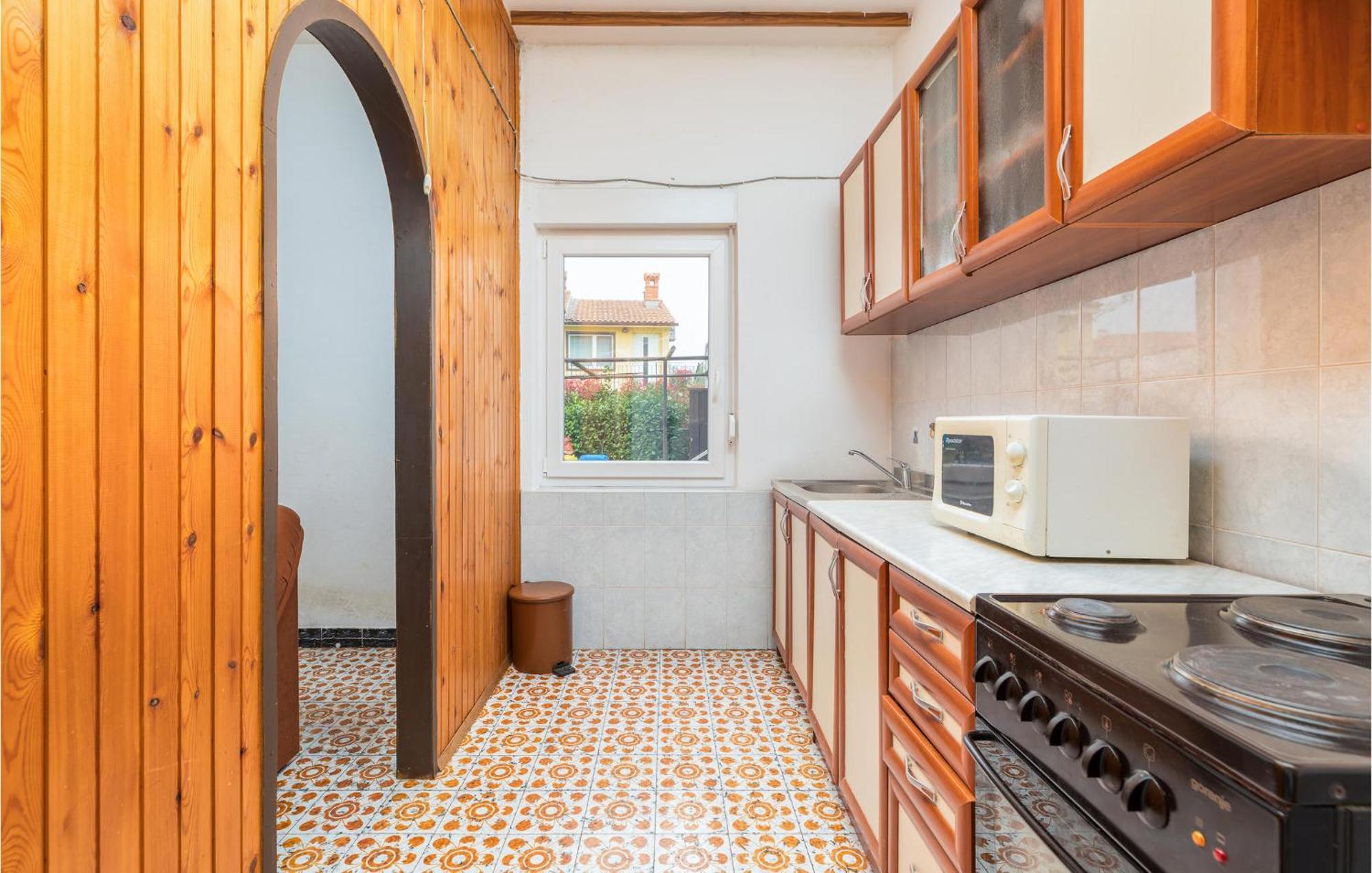 Lovely Apartment In Fazana With Kitchen Eksteriør billede