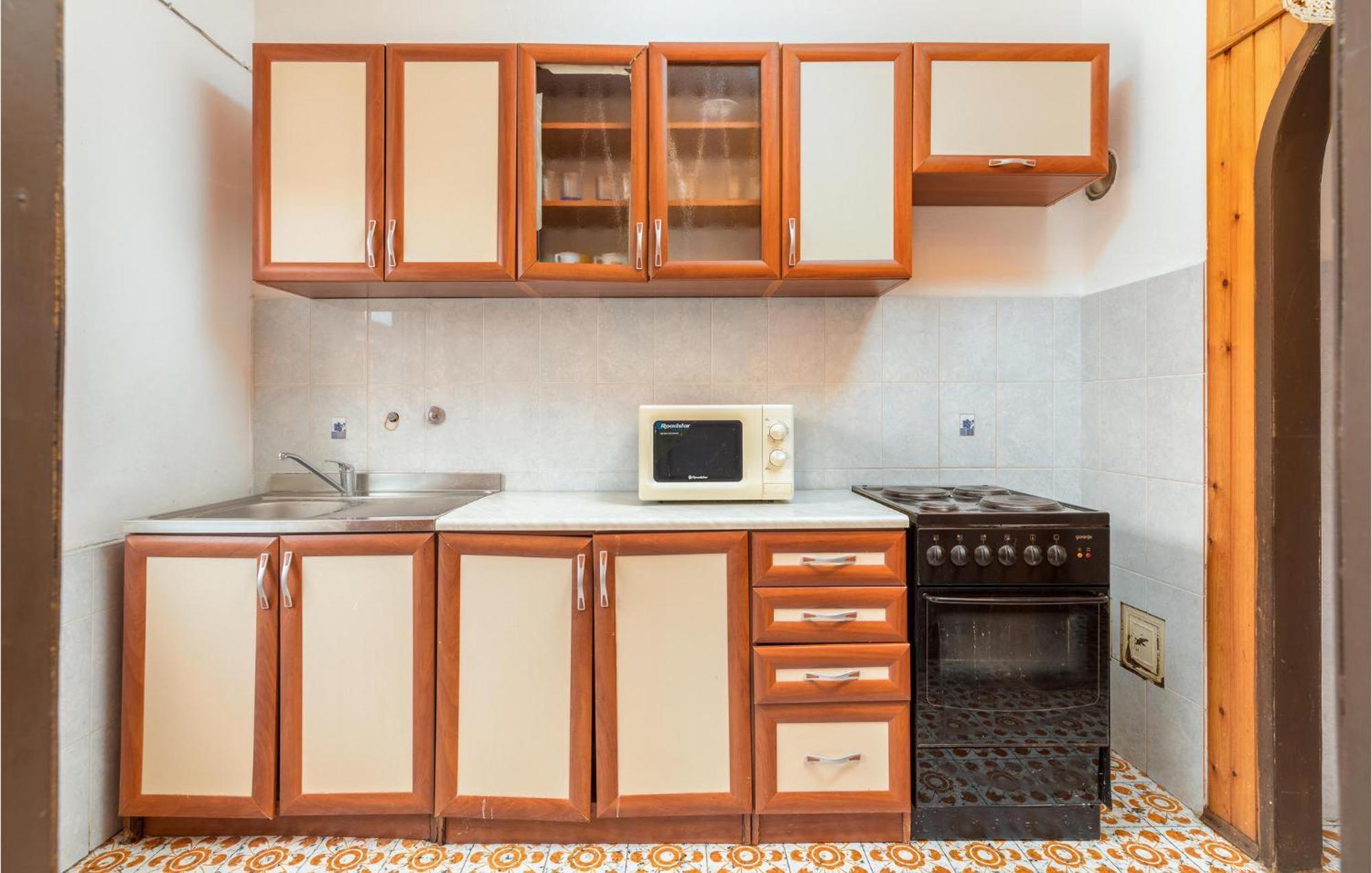 Lovely Apartment In Fazana With Kitchen Eksteriør billede