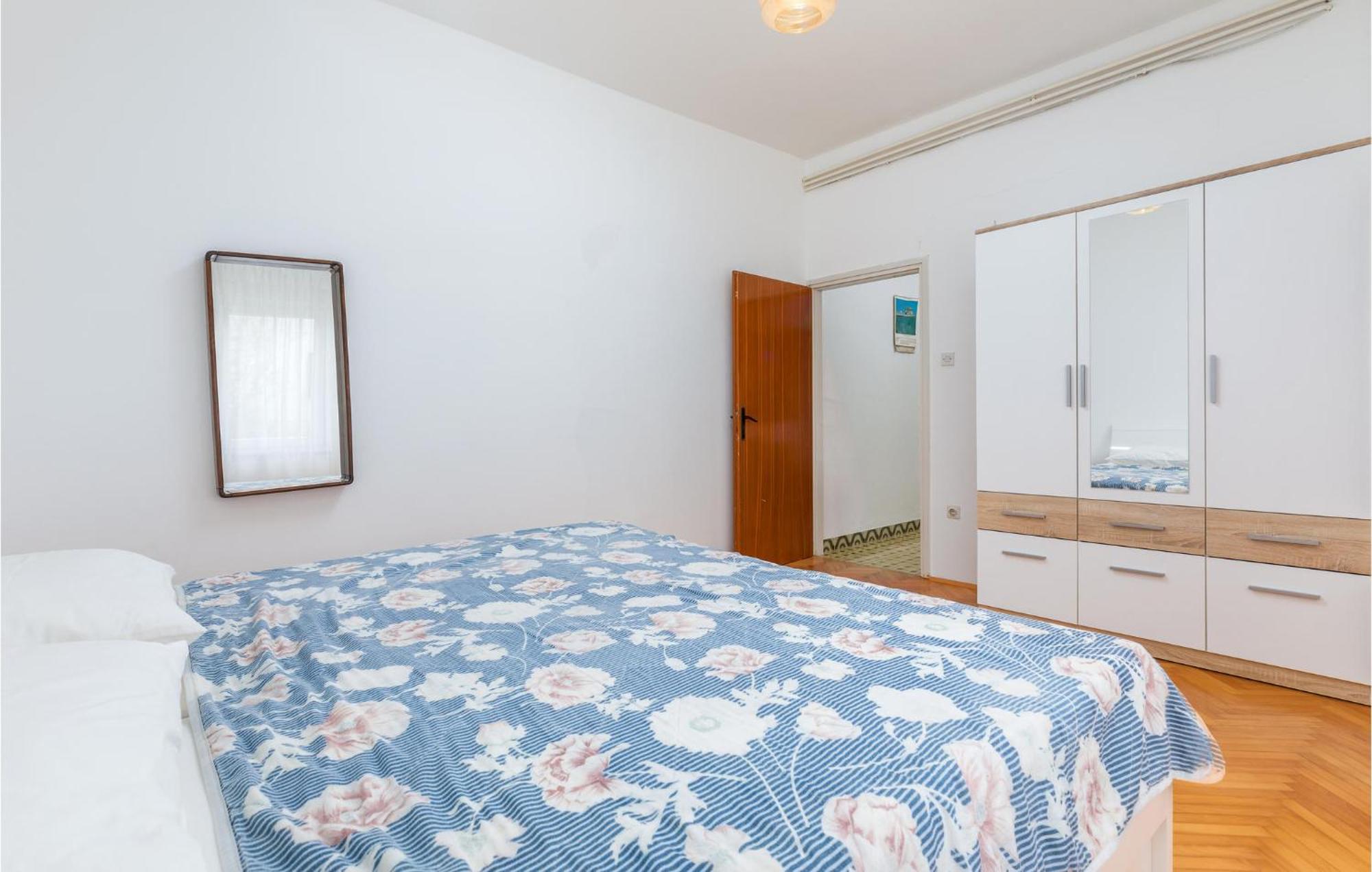 Lovely Apartment In Fazana With Kitchen Eksteriør billede