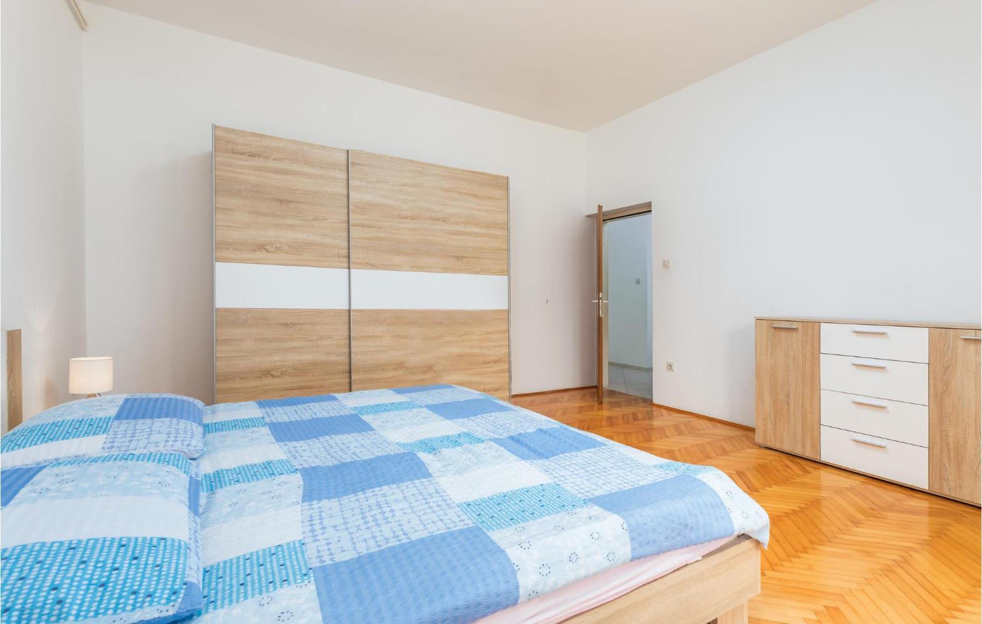 Lovely Apartment In Fazana With Kitchen Eksteriør billede